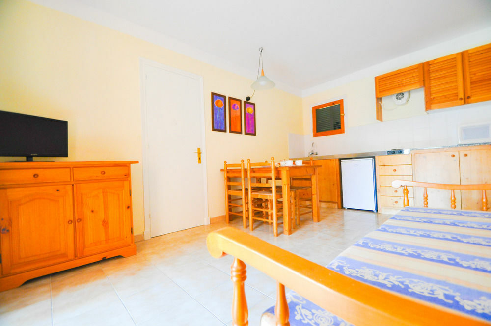 Sant Joan Apartaments - Adults Only Cala'N Blanes  Exterior photo
